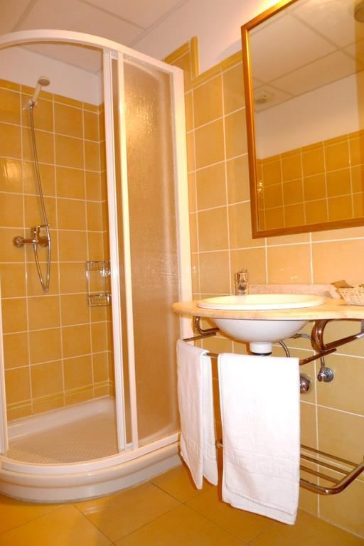 Apartamentos Rurales Antojanes Granda  Phòng bức ảnh